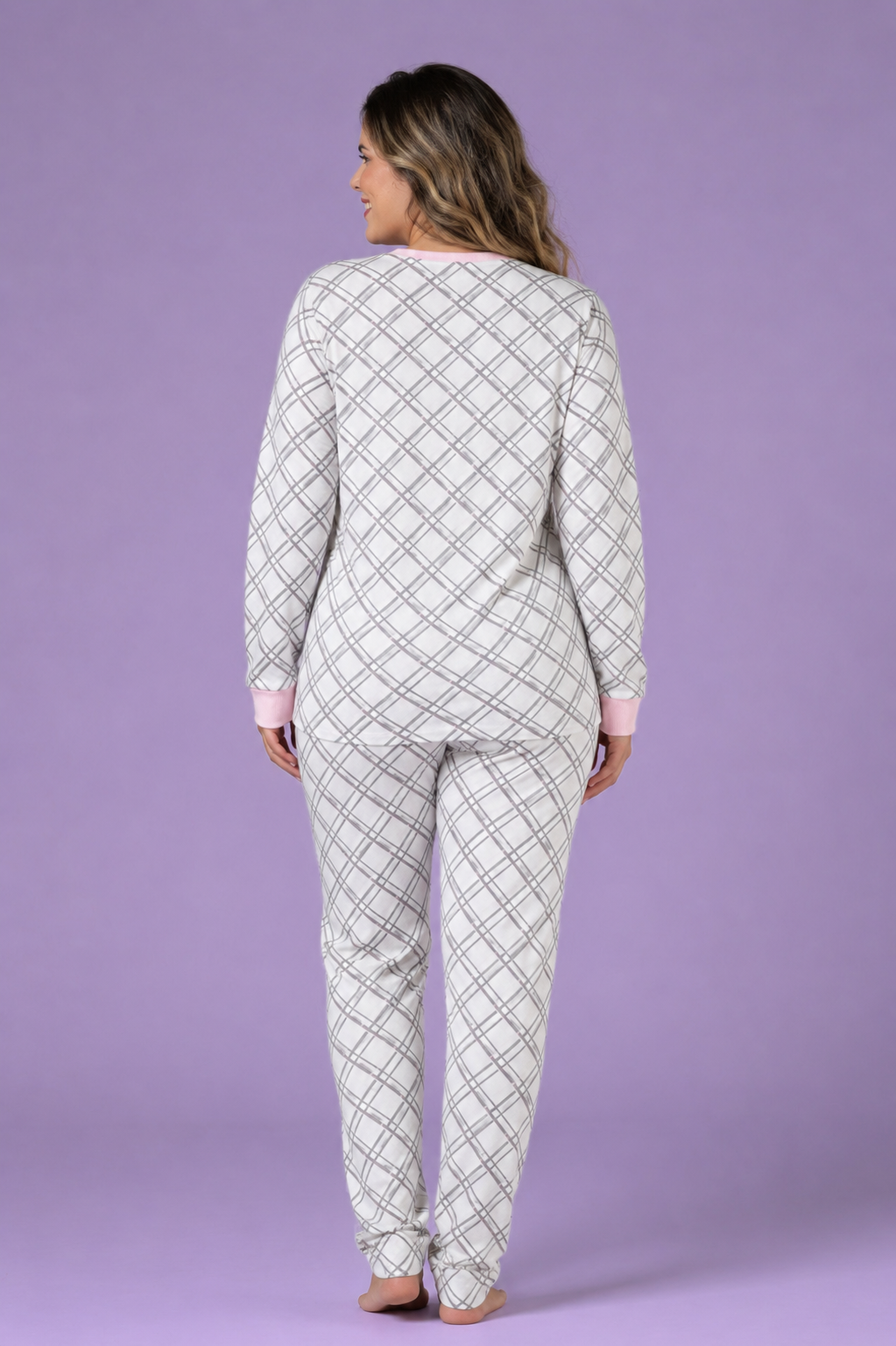 Pijama Feminino Longo Flanelado Moletinho Xadrez– Conjunto Inverno Confortável