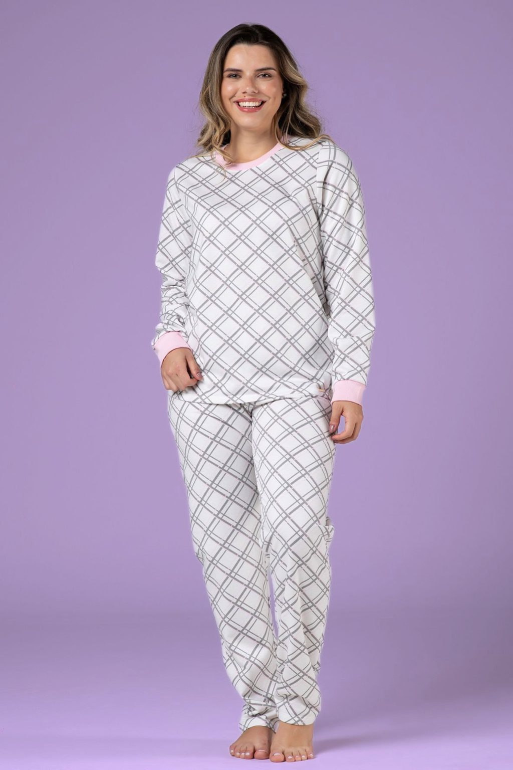Pijama Feminino Longo Flanelado Moletinho Xadrez– Conjunto Inverno Confortável